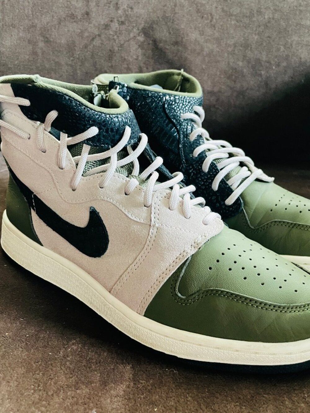 Nike Air Jordan 1 Rebel XX Womens 8.5 Olive Canvas Green Snakeskin AR5599-300